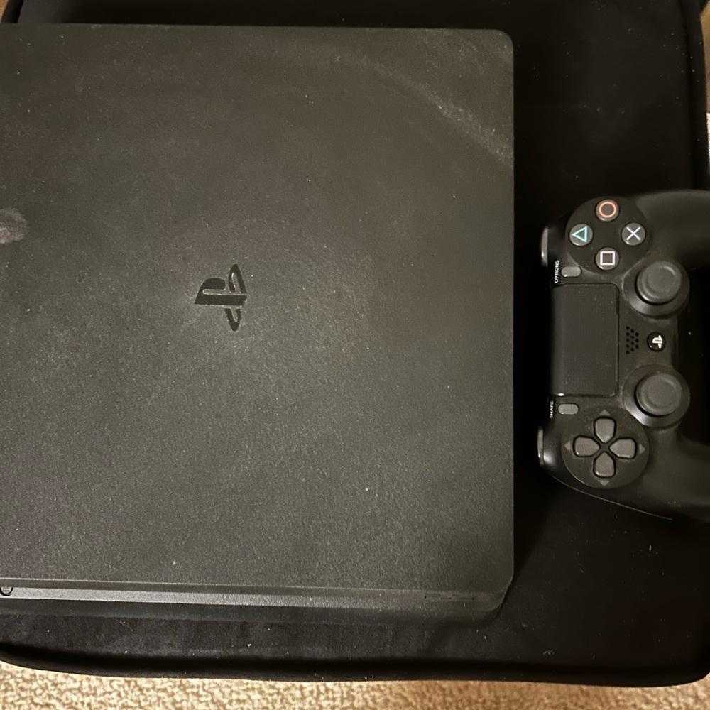 PS4 w/ Hookups and 1 Controller